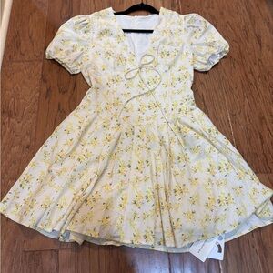 NWT Commense Yellow Floral Corset-Style Mini Dress – Size M
